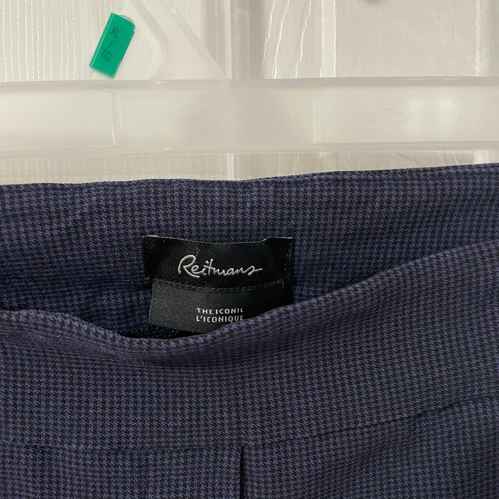 2/$15 Navy Blue Pull on Pants Size 8P - Picture 3 of 4